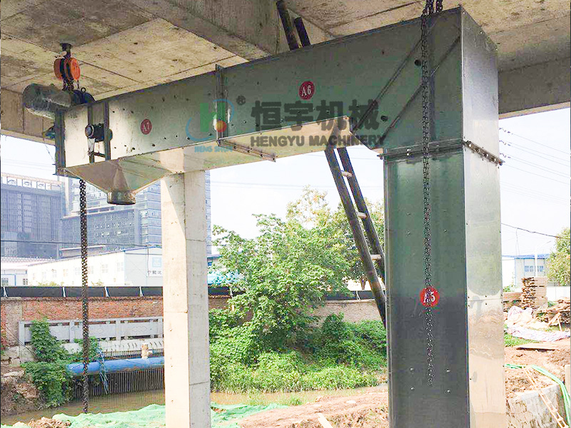 江蘇某環(huán)?？萍加邢薰?Z型提升機